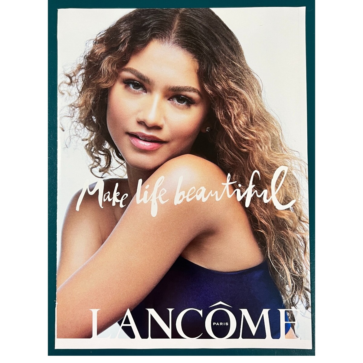 Zendaya Lancôme La Vie Est Belle Julia Roberts 2-Page 2023 Print