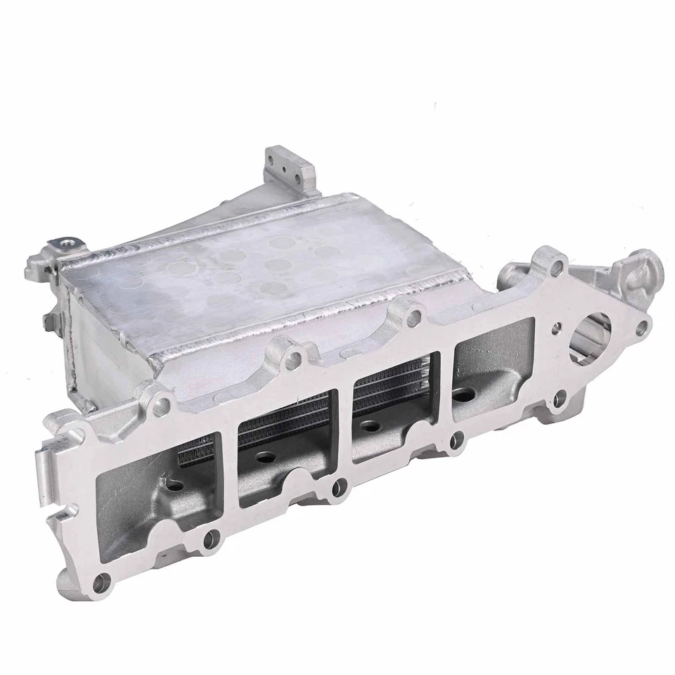 Tubo aspirazione intercooler per AUDI A4 A5 Q5 VW Skoda Seat 2.0 TDI 04L129766BB - Immagine 2 di 4