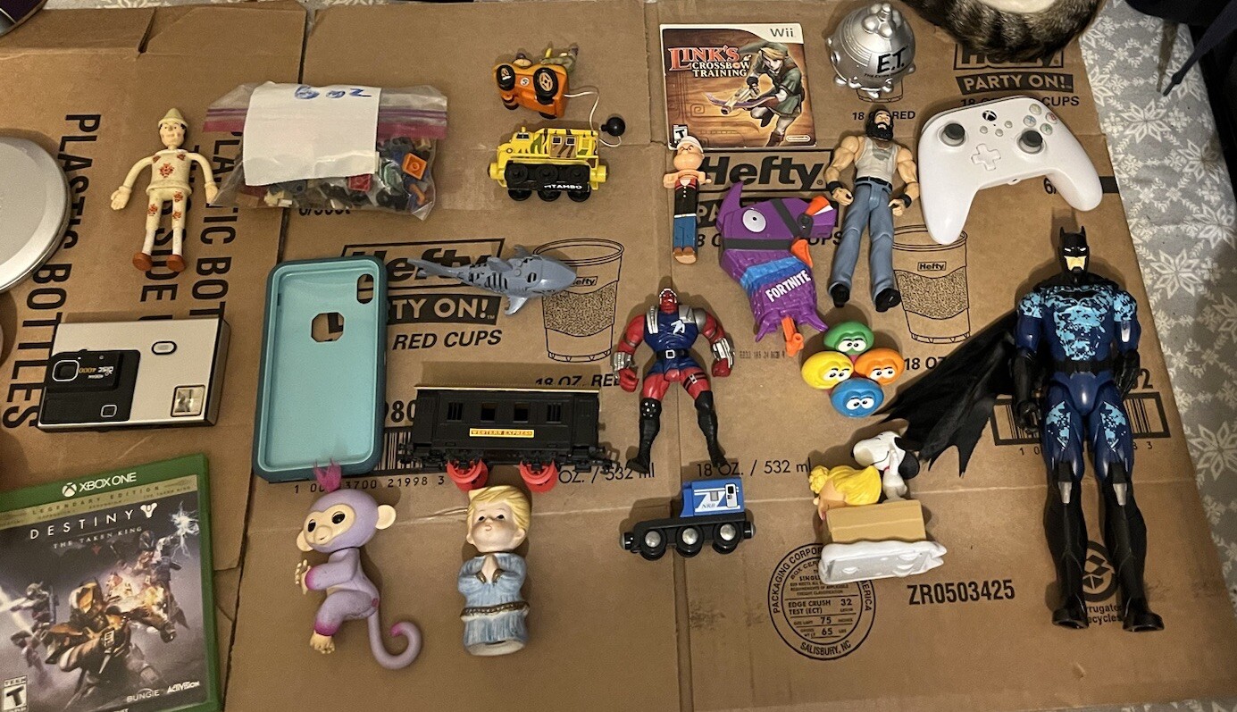 Junk Drawer Flea Market Reseller Lot Toy Video Game Action Figure