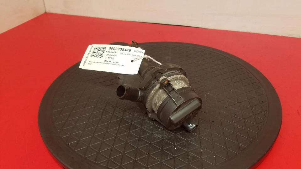BOMBA DE AGUA AUXILIAR JAGUAR TIPO F X152 EX53-8501-AA Foto 2 de 4