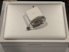 MacBook Air 13" 2017 Intel i5 1.8ghz 8GB RAM 256GB MacOS Monterey A1466 with Box