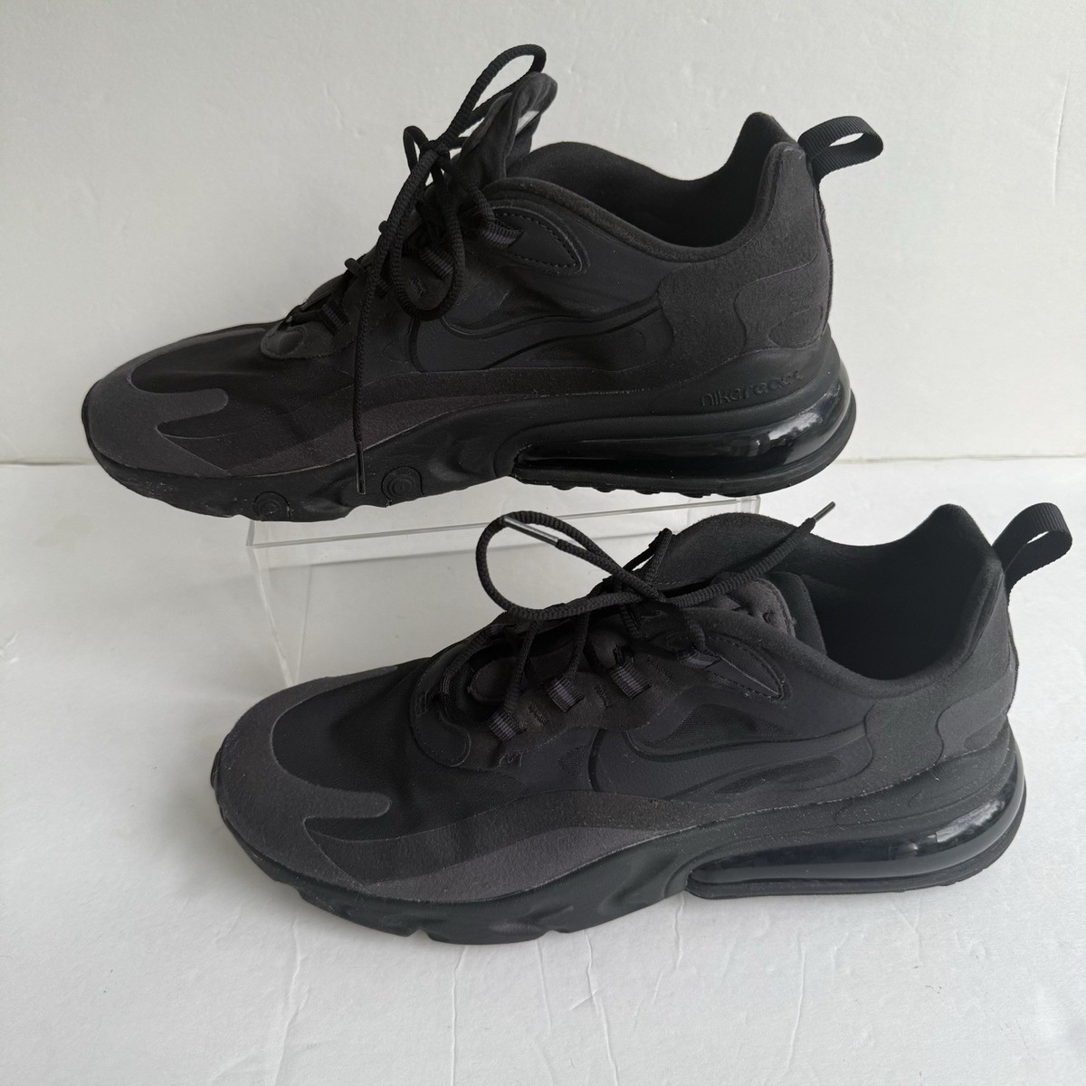 react 270 triple black