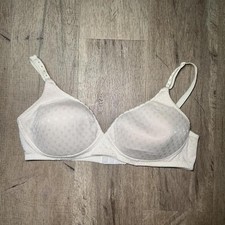 Fruit of the Loom Soft Cup Bra Size 40C White Adjustable Straps NWT Wirefree