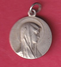 Médaille religieuse Vierge Lourdes Bernadette Soubirous réf 1696