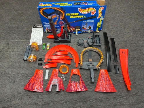 Hot Wheels Volcano Blowout Set, Vintage 1990's