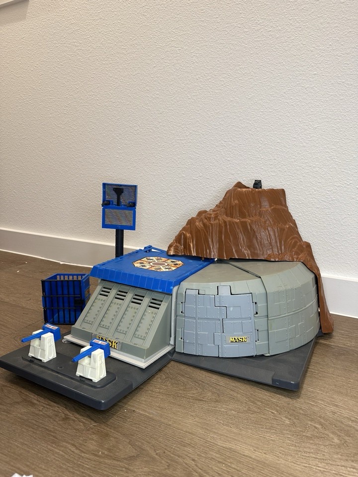 Kenner MASK Boulder Hill Playset - Incomplete Parts Lot - 1985 M.A.S.K