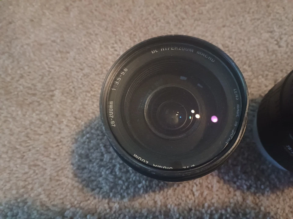 Sigma DL Hyperzoom Macro Lens 28-200mm 1:3.5-5.6 Pre-owned Vg Conditions 2 Lot - Image 3 of 4