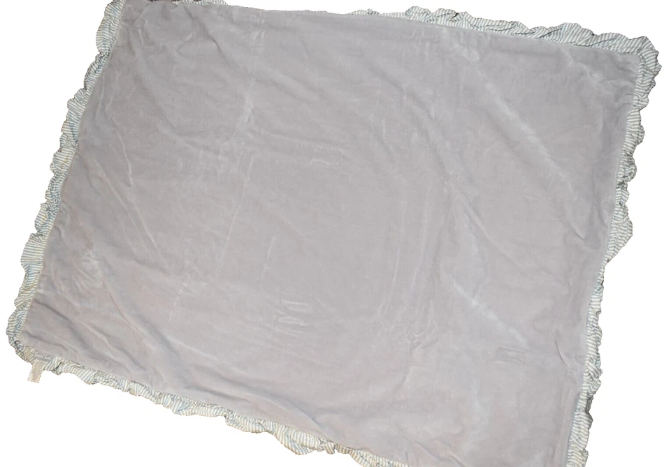 L3 !WOW! LN TREND LAB Gray Plush Velour Cotton Striped Binding Crib Baby Blanket - Image 3 of 3