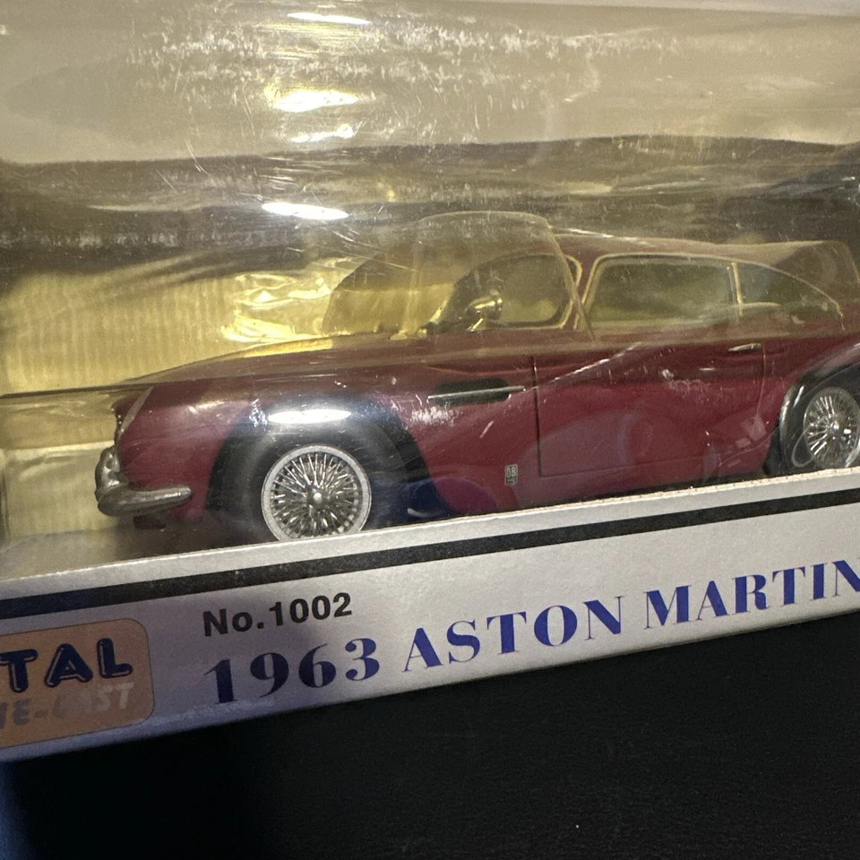太阳星 1: 18 1963 年阿斯顿马丁 DB5 压铸勃艮第 1002 — 第 2/4 张图片