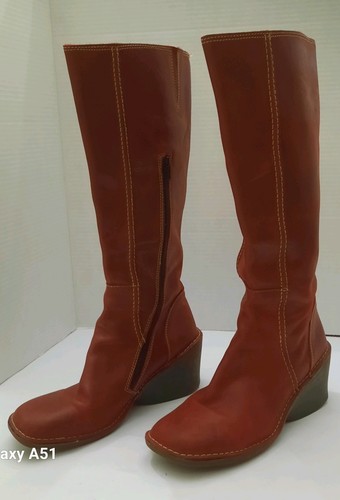 Fly London Yari Damenstiefel hoher Keilabsatz rot Leder Reißverschluss Größe 40 oder 9,5 US.