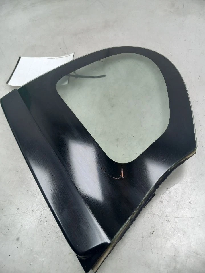 11-15 SCION IQ 1.3L TRACCIÓN DELANTERA EN EL LADO DEL PASAJERO CUARTO DE CRISTAL TRASERO Foto 4 de 4