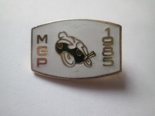 ISLE OF MAN MANX GRAND PRIX 1985   MOTORCYCLE BADGE