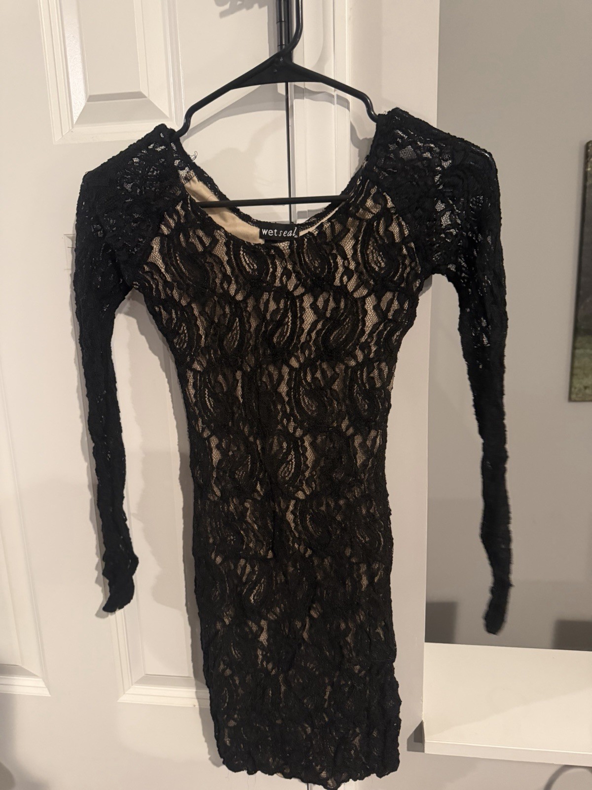 Wet Seal Black Lace Long Sleeve Bodycon Short Pullover Dress Size S