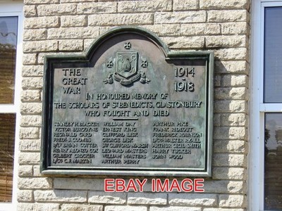 FOTO ST BENEDIKTSCHULE KRIEGERDENKMAL BENEDIKT STRASSE GLASTONBURY ST BENEDI