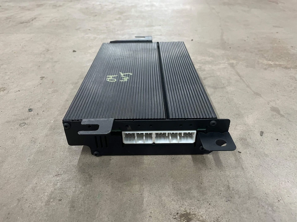 Amplificador Infinity 56038407 para Grand Cherokee WJ (99-04) Foto 2 de 2