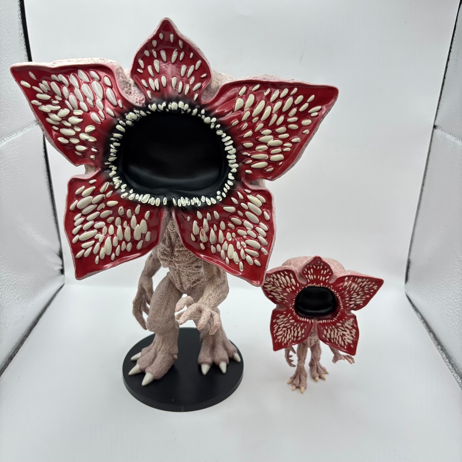 Funko Pop! Vinyl Jumbo 10&Quot;: Stranger Things Demogorgon (10-Inch) &Amp; #428 Lot Of 2