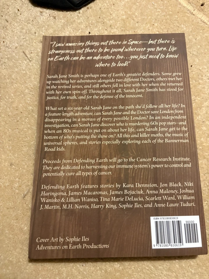 Defending Earth - Doctor Who charity book - OOP RARE - Image 2 of 2