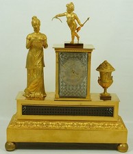 EMPIRE Hochfeine Feuervergoldete  Bronzeuhr  mit KRISTALL GLAS. Schlafzimmer Uhr