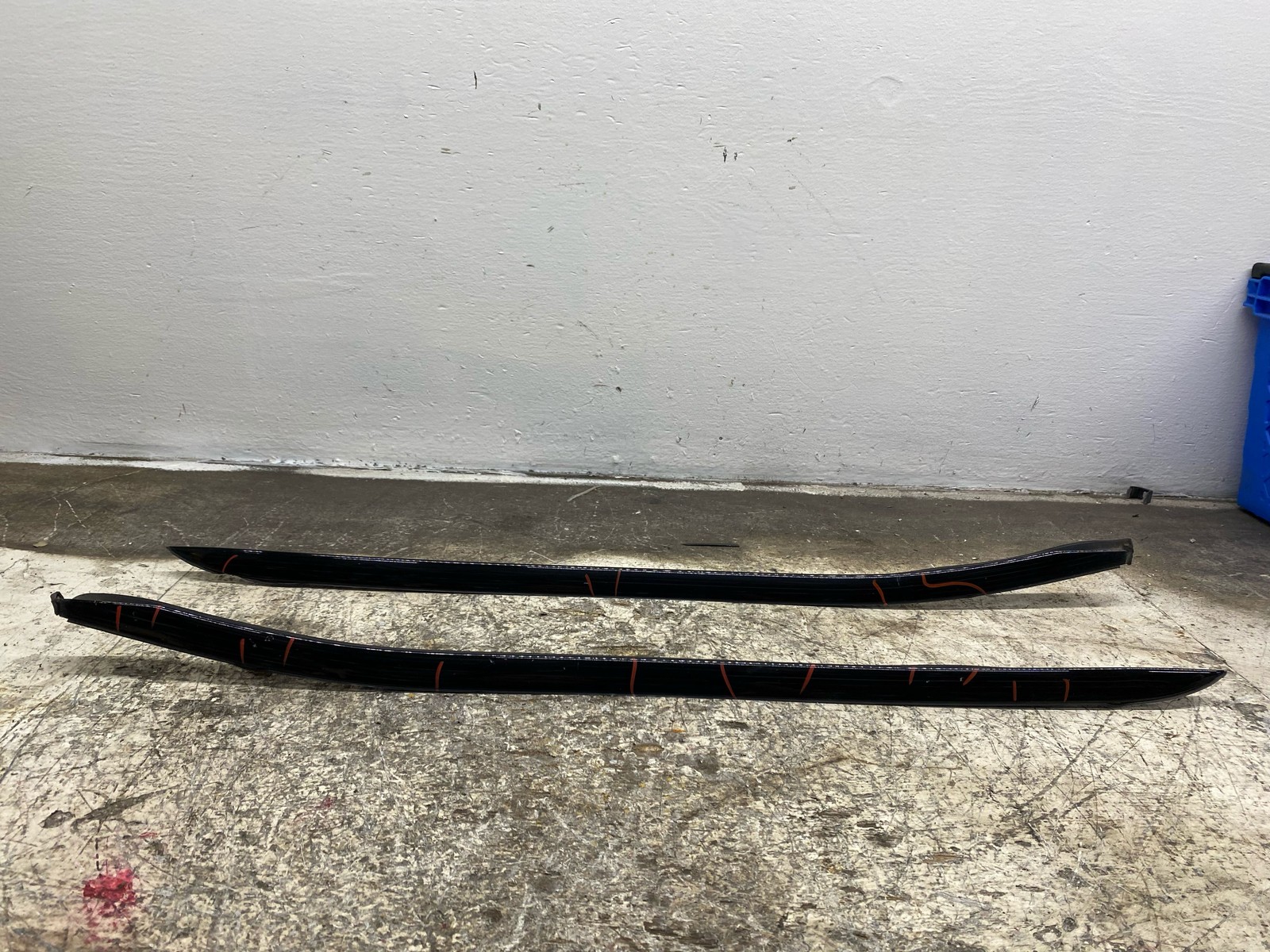 Bentley Flying Spur 2014-2019 FRONT+RIGHT Trim molding
