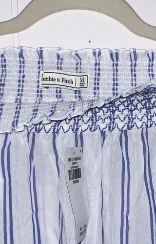 Abercrombie & Fitch White and Blue Striped Off the Shoulder Top Size Medium - 第 4/5 張圖片