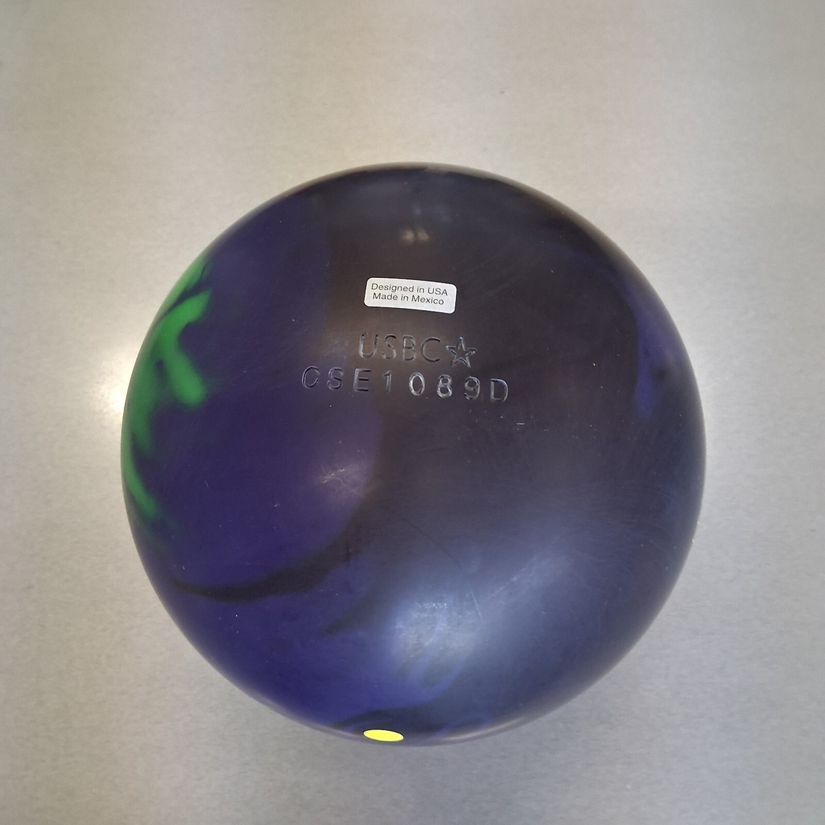 Hammer Hazmat Solid 1ST QUALITY bowling ball 16 LB new in box #089