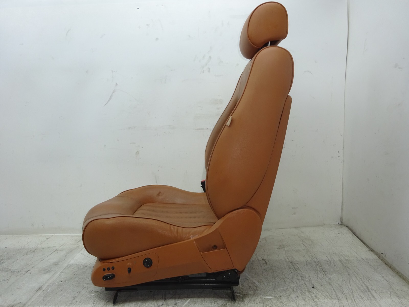 03-07 Maserati Quattroporte M139 Front Left Driver Side Seat Brown OEM DE221185
