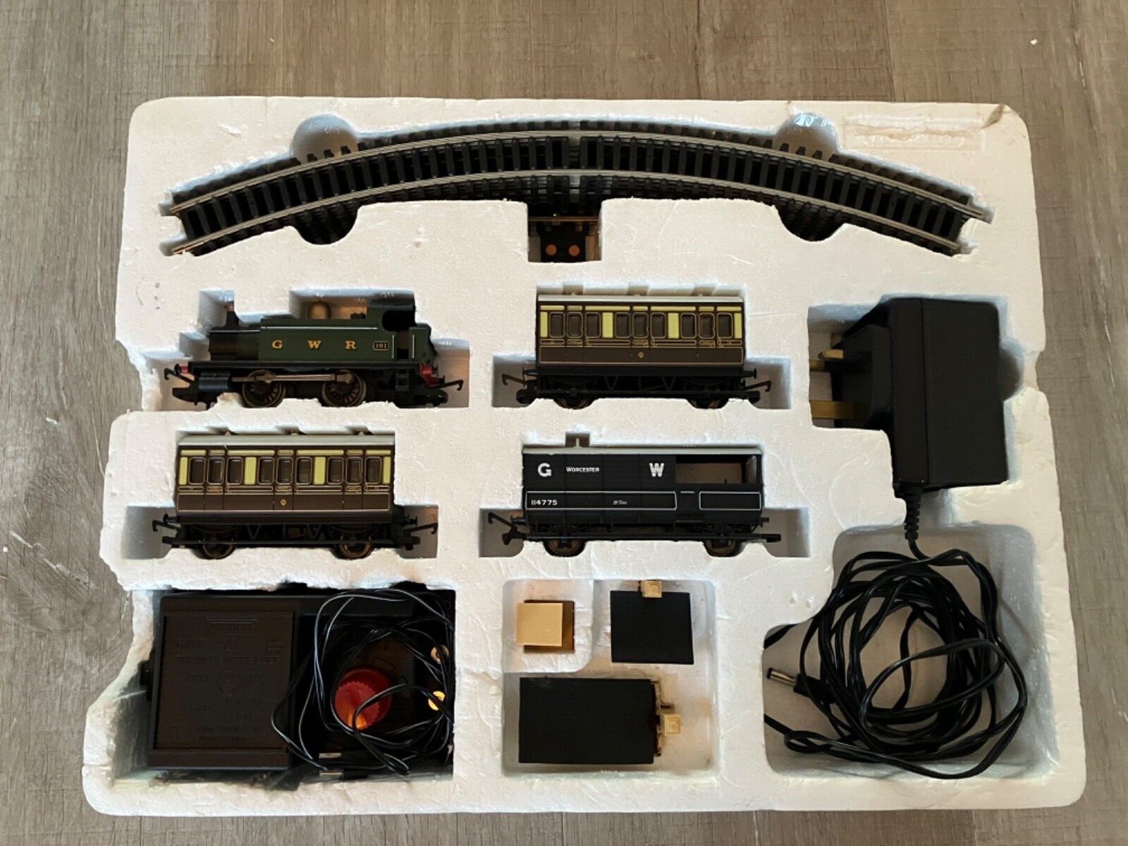 HORNBY R1050 'Cornish Belle' 00 Gauge Electric Train Set eBay