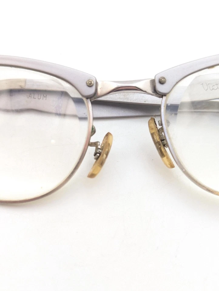Vintage Rare Victory Cat Eye Glasses Silver Leaf Art Deco Retro Accessory Movie - Image 3 of 4
