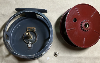 Fly Reel Vintage Shakespeare Noris No. 2110 Fly Reel - Made in