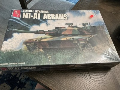 AMT General Dynamics M1-A1 Abrams 1/35 Model Kit / New , Sealed