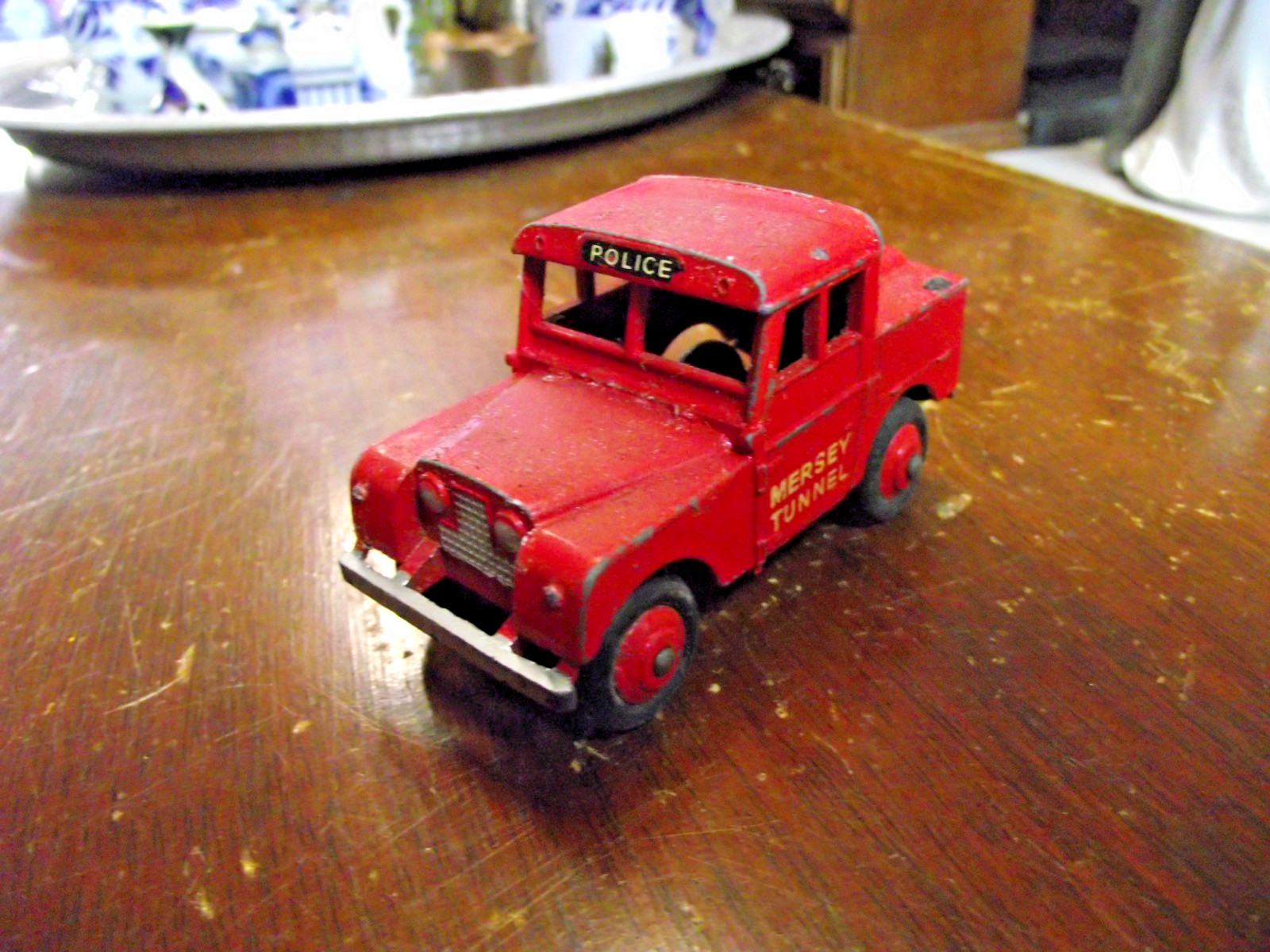 Dinky Toys - 1:43 - Land Rover Police de 1955 - ref. 255