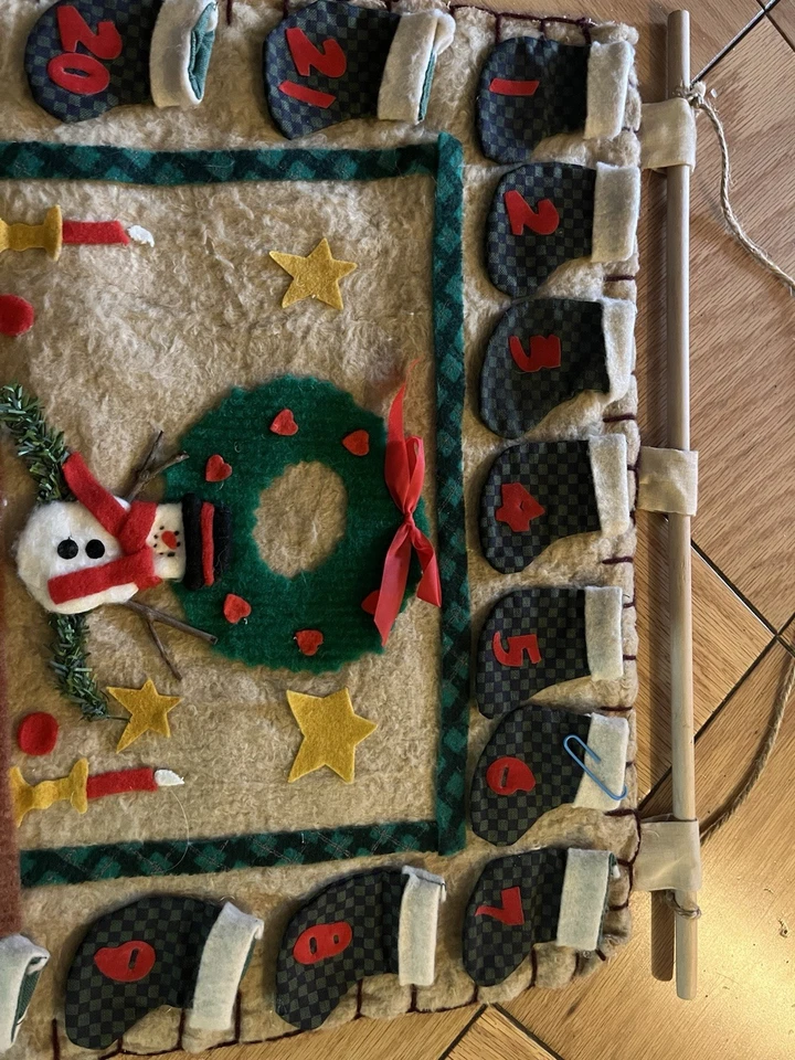 Vintage Advent Calendar Count Down to Christmas Felt Wall Hanging Wreath Snowman - Image 3 of 4