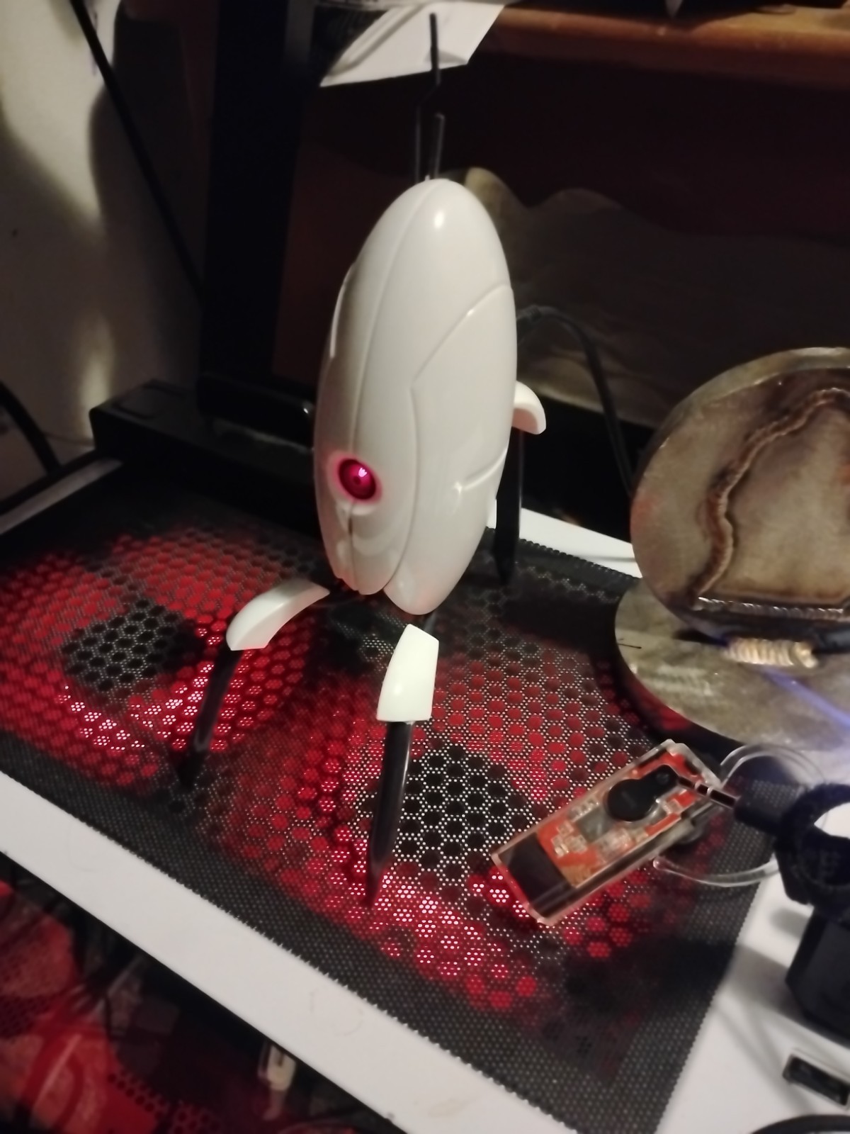 ThinkGeek Portal 2 Sentry Turret USB Desk Defender by Valve Lights And Has Sound