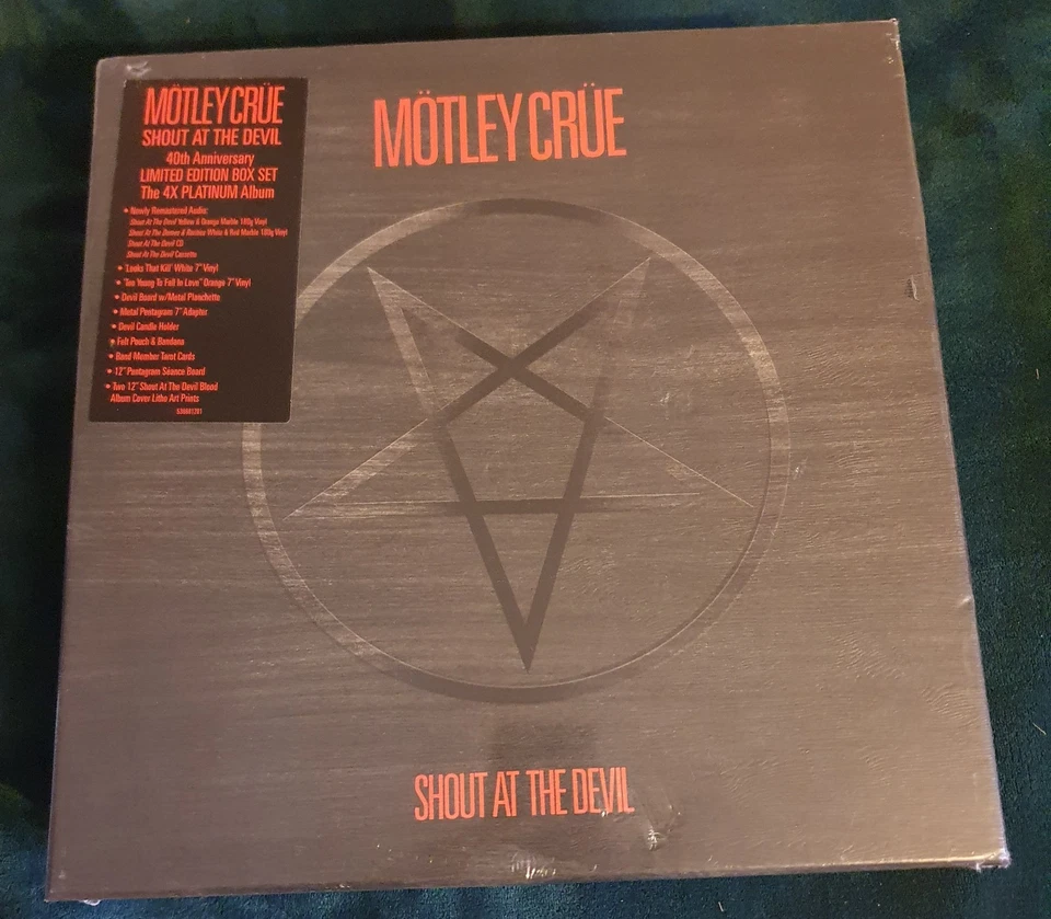 MOTLEY CRUE - SHOUT AT THE DEVIL (Deluxe 40th Anniversary Box Set) Damaged Box - Image 3 of 4