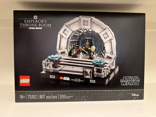 Lego Star Wars 75352 Emperor's Throne Room Diorama NIB