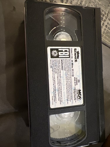 Weird Science (VHS) - John Hughes - MCA VIDEO edition - Kelly LeBrock - 1980s - Picture 3 of 3