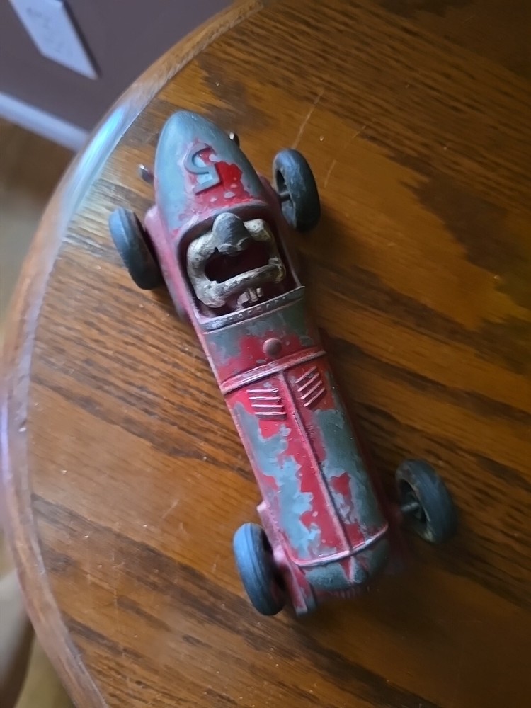 VTG HUBLEY KIDDIE TOY RACE CAR # 5 w/ DRIVER