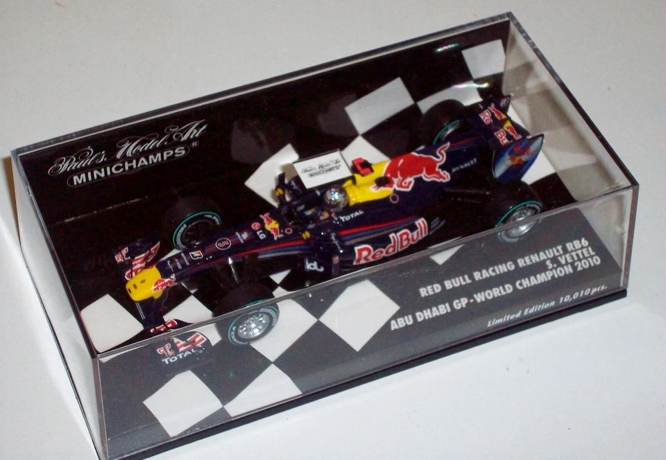 MINICHAMPS 1/43 RED BULL Rac RENAULT RB6 S.VETTEL ABU DHABI GP WC 2010 410100105 - Immagine 2 di 4