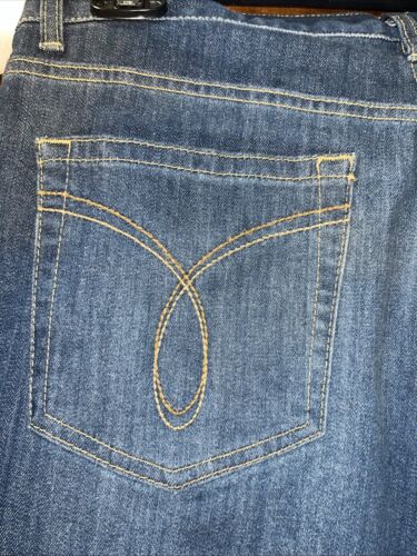 Calvin Klein Jeans Flare Medium Wash Mid Rise Stretch Women's Size 12 NWOT - Picture 7 of 7