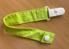 Baby dummy/pacifier clip - green fabric