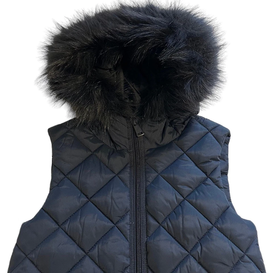 NWOT Zara Girl Navy Puffer Vest Hooded Detachable Faux Fur Trim 5-6 - Image 2 of 4