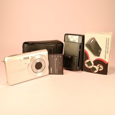 Casio Digital Camera Exilim EX-Z60 6.0MP Silver Tested W/ Battery+ Charger *Read