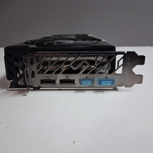 Tarjeta de gráficos SAPPHIRE Nitro+ AMD Radeon RX 6700 XT 12 GB GDDR6 - Imagen 4 de 7