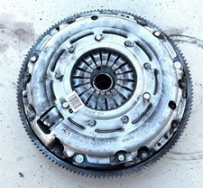 Mercedes-Benz GLA W156 X156 2019 Schwungrad A2700300205 Benzin 1kW RYL6784