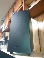 NZXT H510 empty ATX mid tower computer case t...