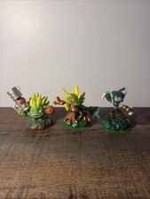 Lot of 12 Skylanders Figures