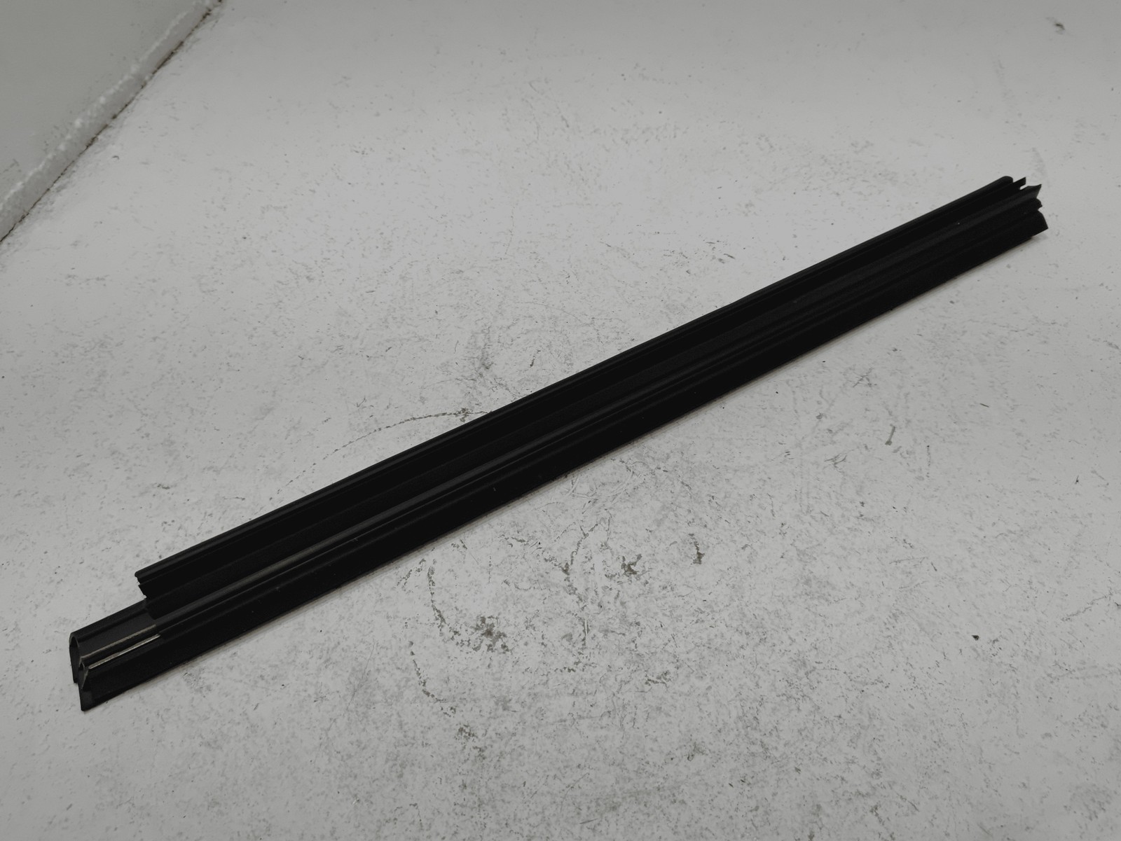 Toyota Camry Rear Driver Side Door Window Inner Belt Weatherstrip Seal OEM 18-25