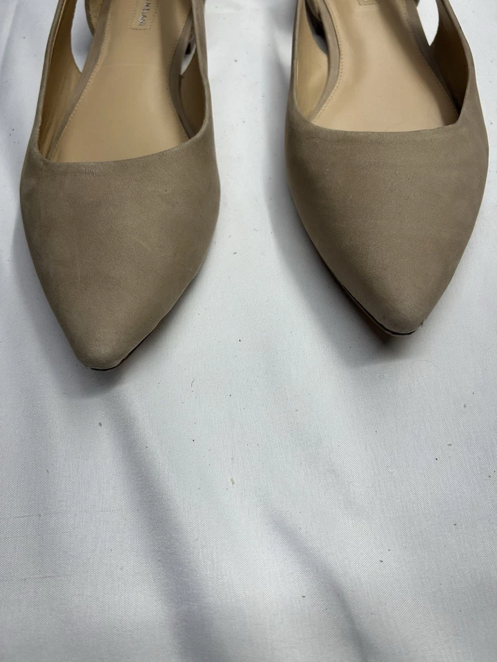 Sapato social feminino Antonio Melani 10M couro sueco bege slip on - Imagem 2 de 4