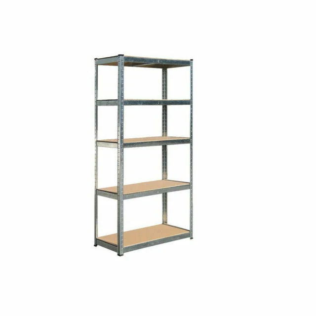 Scaffale in argento per il garage