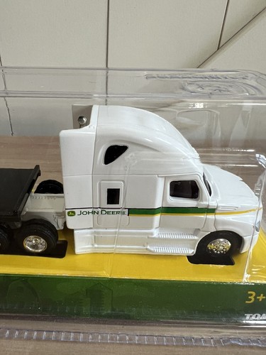 John Deere Hauler Semi Truck W/ 2 Tractors on Trailer TOMY-NEW G54 - Picture 2 of 8